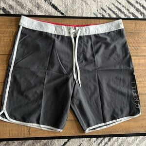 NWOT Oneill Hyperfreak Boardshorts - Size 42